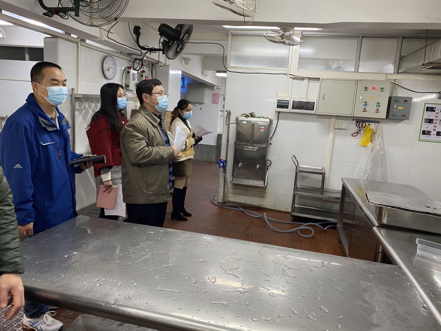 疫情防控做到位，，监视检查落实处 ----白云山EVO视讯公司开展疫情防控检查事情